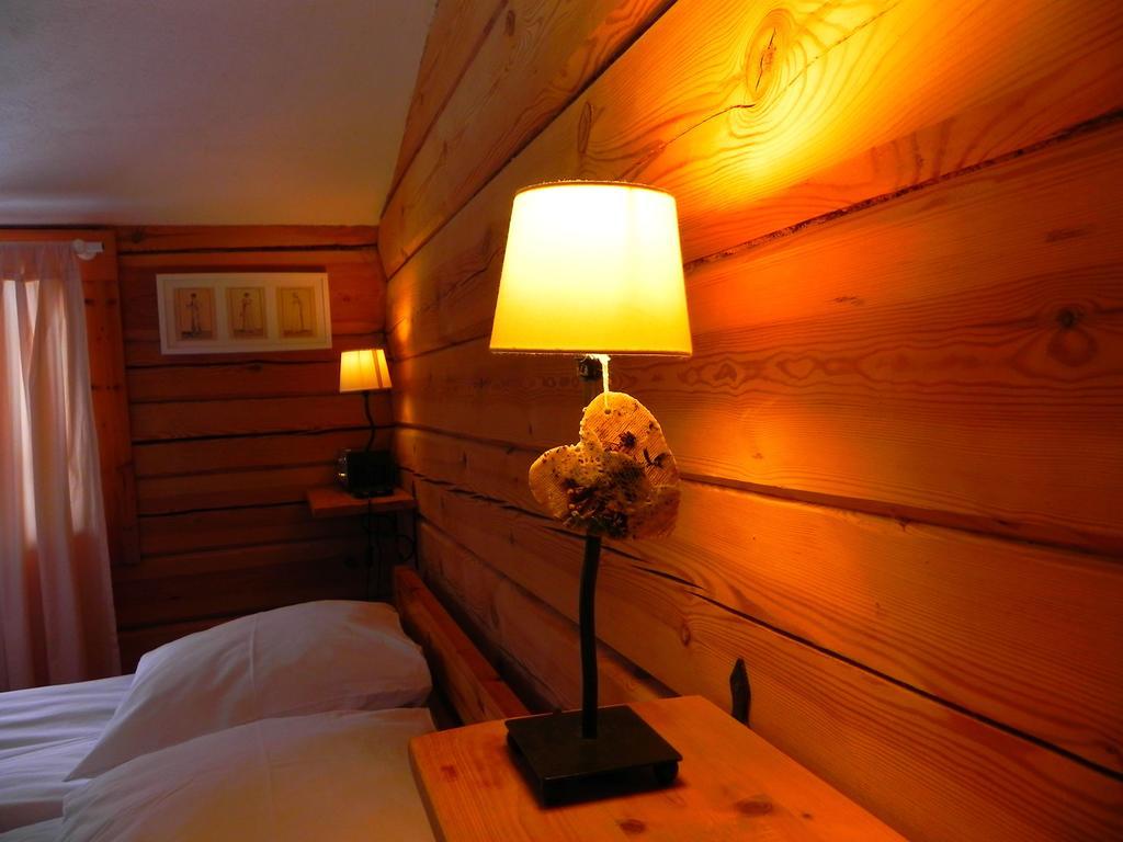 Aliai Guest House Utena Ngoại thất bức ảnh